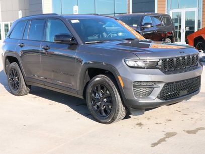 New 2025 Jeep Grand Cherokee Altitude