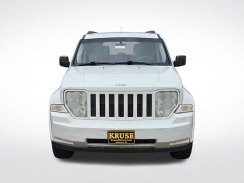 Used 2008 Jeep Liberty Sport w/ Popular Equipment Group AWD/4WD image 12