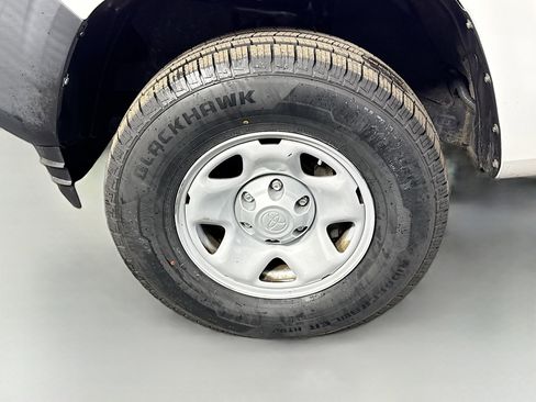 Used 2019 Toyota Tacoma SR RWD image 37