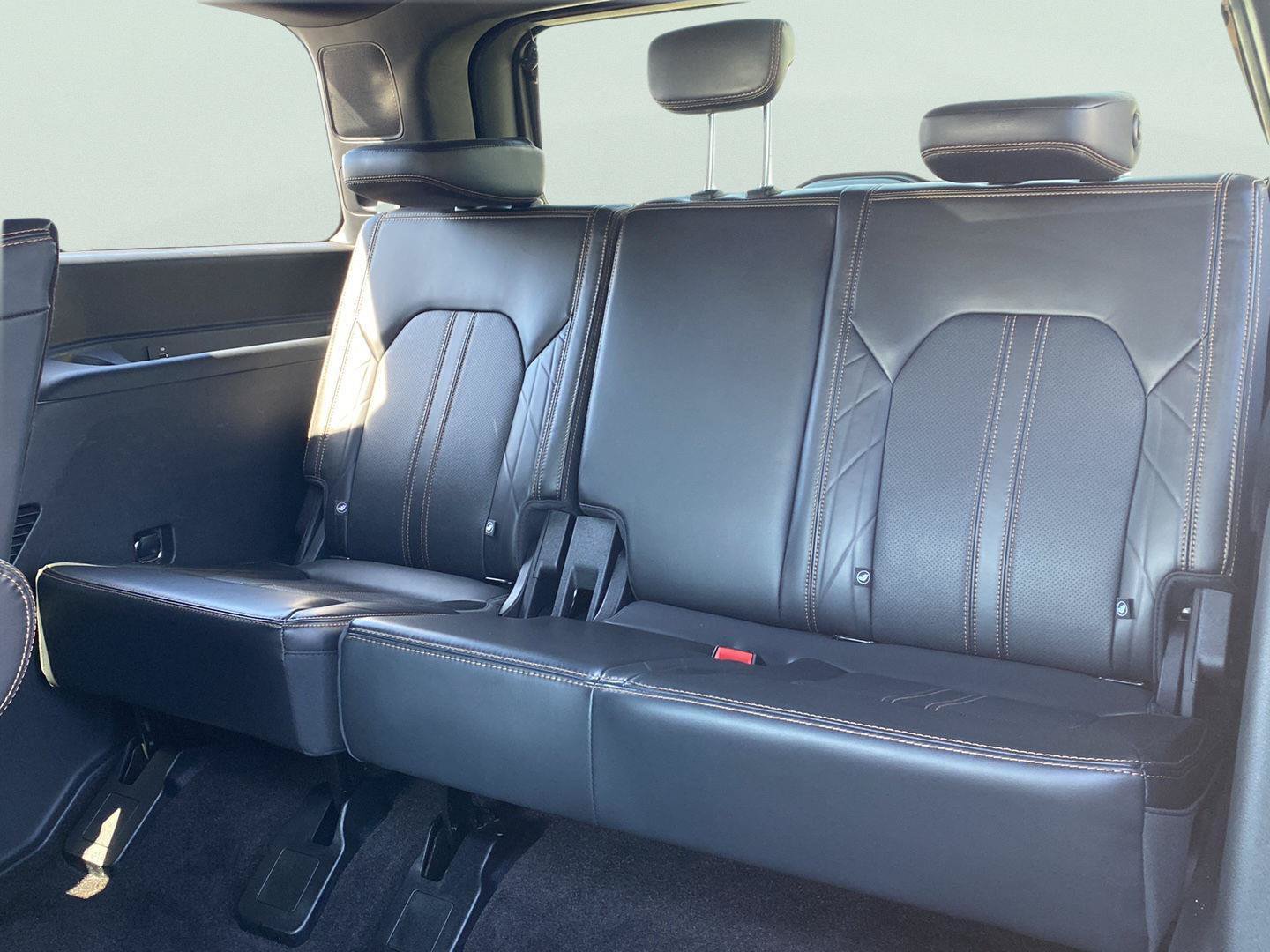 Used 2022 Ford Expedition Platinum RWD image 33