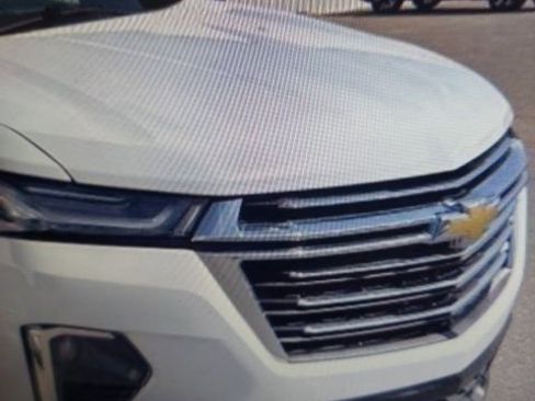 Used 2023 Chevrolet Traverse LT image 4