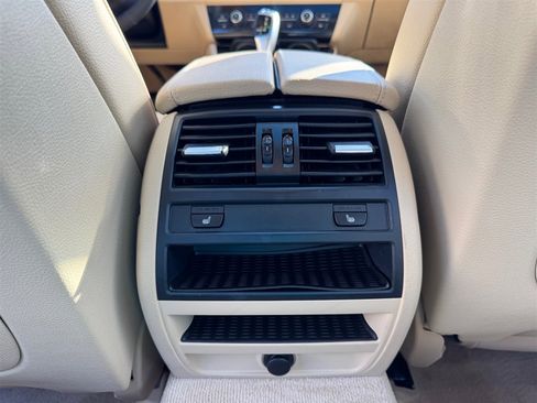 Used 2013 BMW 528i Sedan RWD image 22
