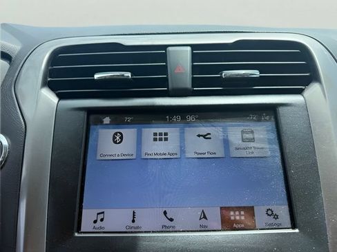 Used 2019 Ford Fusion SE FWD image 17
