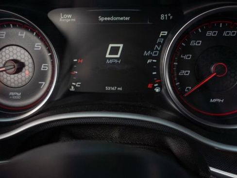 Used 2017 Dodge Charger R/T Scat Pack w/ Beats Audio Group RWD image 23