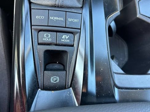 Used 2026 Toyota Camry LE w/ Convenience Package FWD image 17