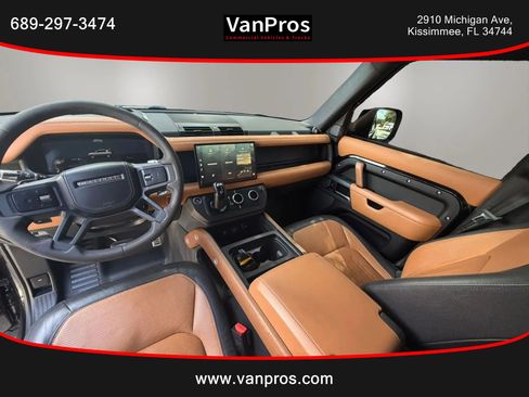 Used 2020 Land Rover Defender 110 X AWD/4WD image 12
