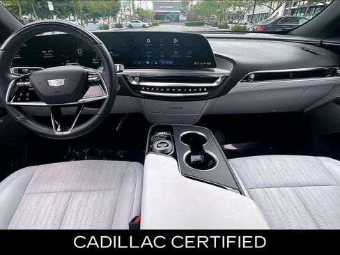 Used 2024 Cadillac Lyriq Luxury RWD image 12