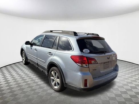Used 2014 Subaru Outback 2.5i Limited image 4