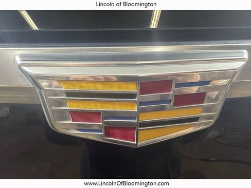 Used 2018 Cadillac Escalade ESV Luxury image 34