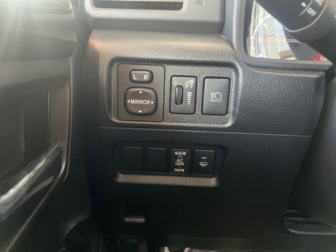 Certified 2024 Toyota 4Runner TRD Off-Road image 25