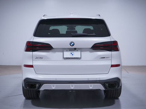 New 2026 BMW X5 xDrive40i w/ M Sport Package AWD/4WD image 5