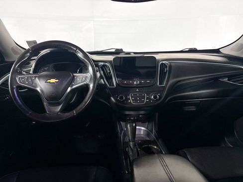 Used 2020 Chevrolet Malibu Premier image 12