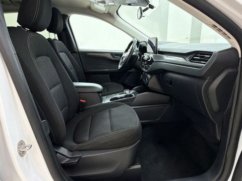 Used 2025 Ford Escape Active AWD/4WD image 25
