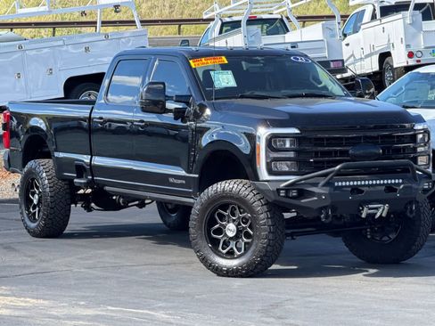 Used 2023 Ford F350 Lariat w/ Lariat Ultimate Package image 2