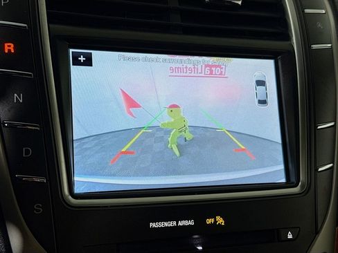 Used 2019 Lincoln Nautilus Reserve image 6