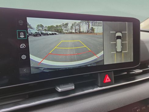 New 2026 Kia Carnival SX FWD image 19