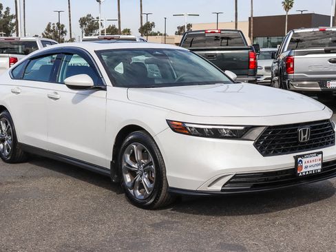 Used 2024 Honda Accord EX image 3