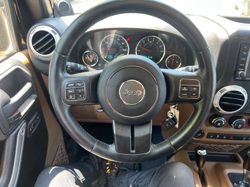 Used 2013 Jeep Wrangler Sahara w/ Dual Top Group AWD/4WD image 16