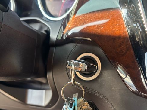 Used 2017 Mercedes-Benz GLS 550 4MATIC image 13