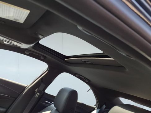 Used 2025 Cadillac CT4 Premium Luxury image 11