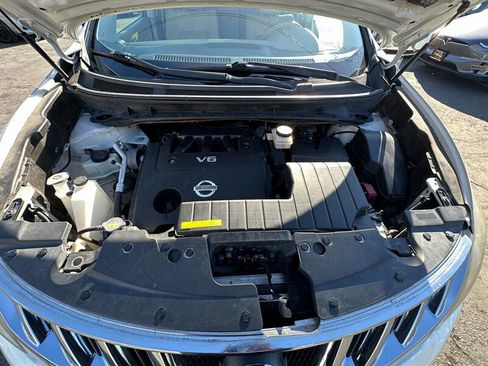 Used 2010 Nissan Murano LE w/ Navigation Pkg image 10