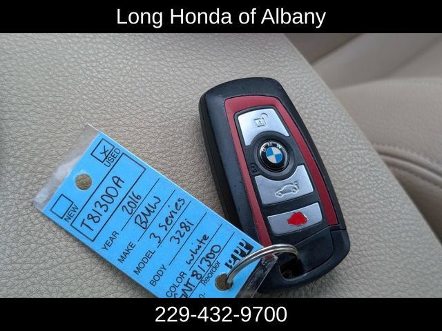 Used 2016 BMW 328i Sedan RWD image 29