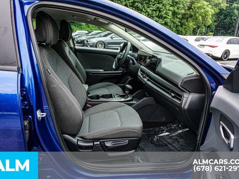 Used 2025 Kia K4 FWD image 23
