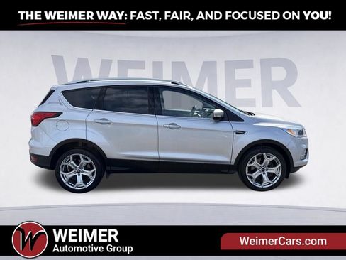 Used 2019 Ford Escape Titanium AWD/4WD image 8