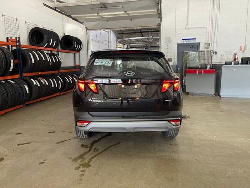 New 2026 Hyundai Tucson SE image 3