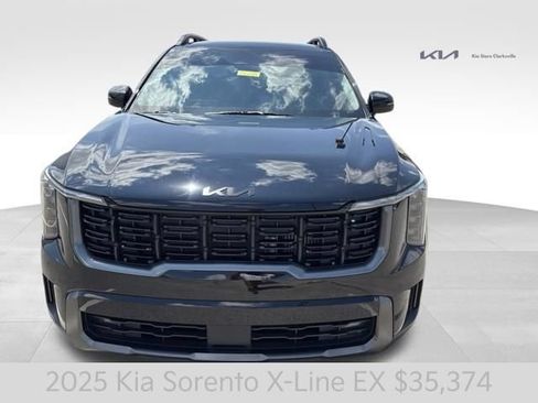 Certified 2025 Kia Sorento X-Line EX AWD/4WD image 3