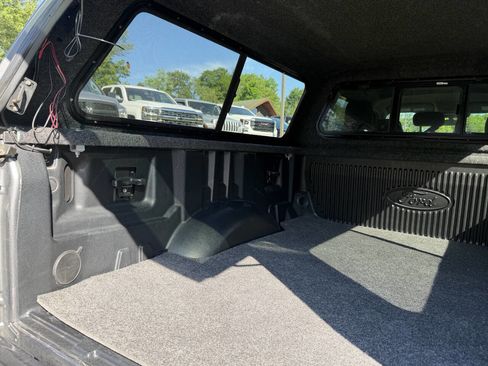 Used 2022 Ford F250 XLT w/ XLT Premium Package AWD/4WD image 11