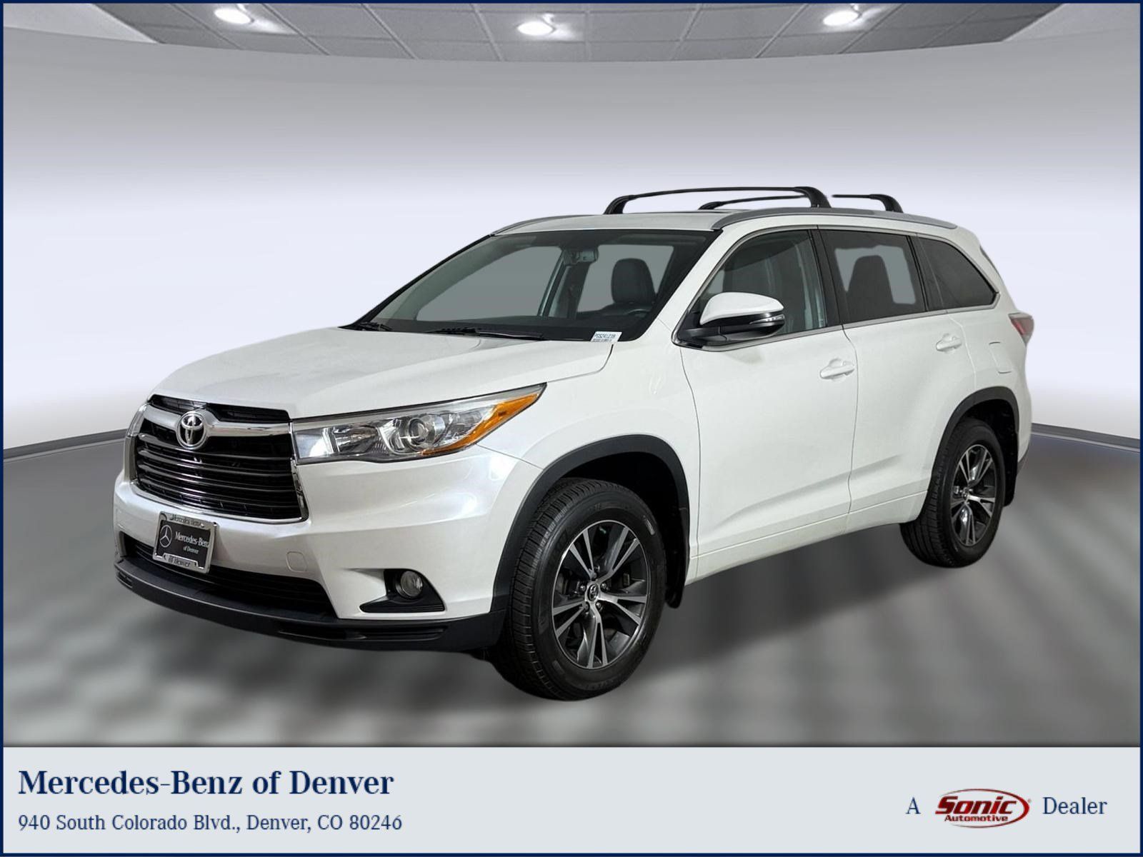 Used 2016 Toyota Highlander XLE AWD/4WD image 1