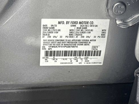 Used 2023 Ford Explorer Limited RWD image 37