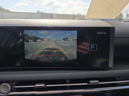 Used 2025 Hyundai Santa Cruz SEL image 17