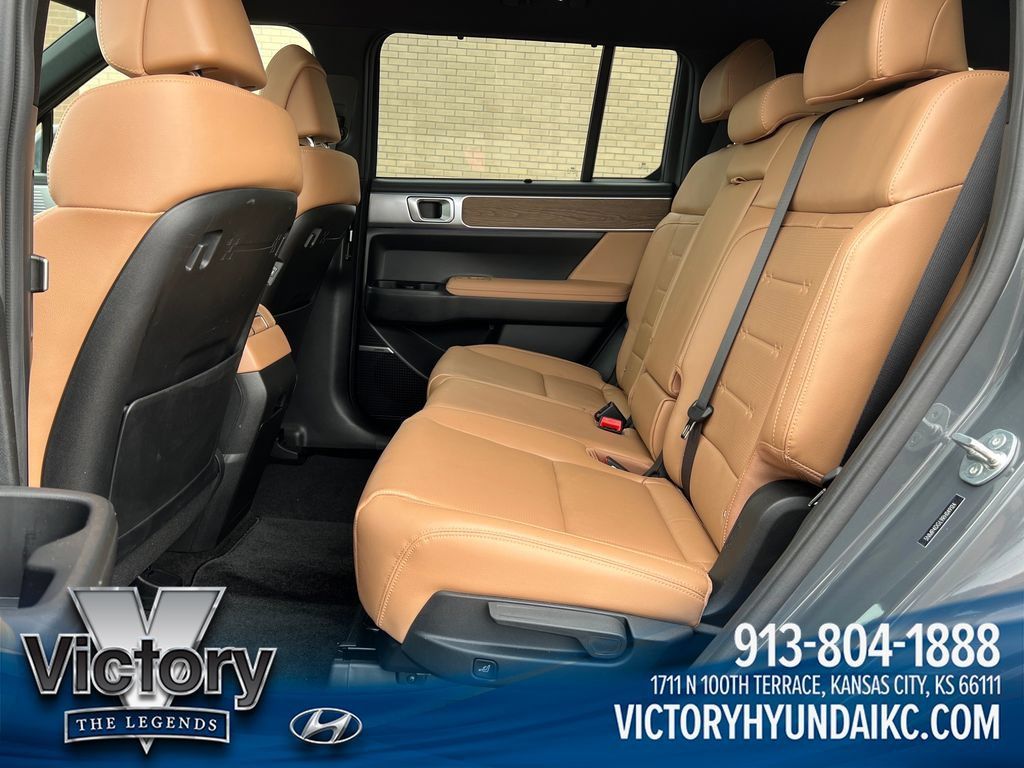 Used 2024 Hyundai Santa Fe Limited AWD/4WD image 25