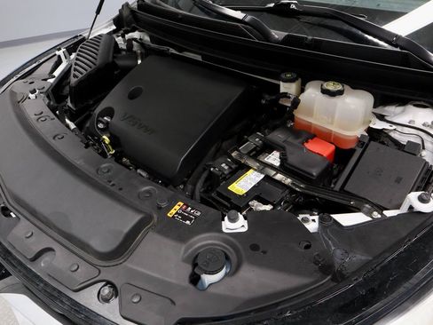 Used 2023 Buick Enclave Essence w/ Experience Buick Package image 18