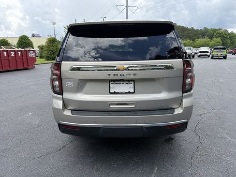 Used 2022 Chevrolet Tahoe LT w/ Luxury Package RWD image 6