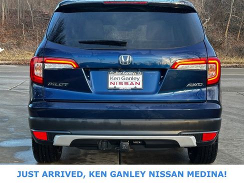 Used 2020 Honda Pilot EX image 4