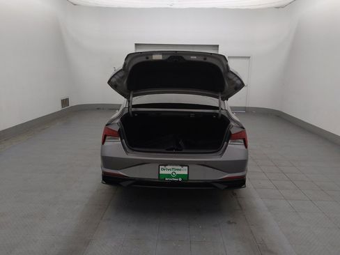 Used 2023 Hyundai Elantra Limited image 29