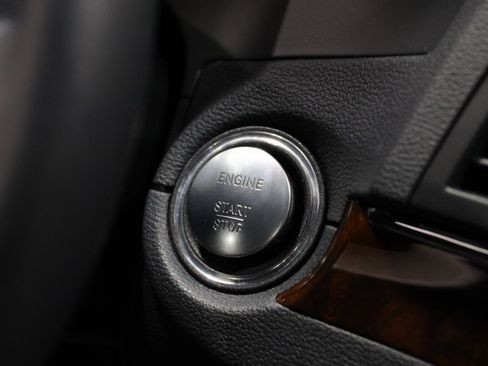 Used 2013 Mercedes-Benz E 350 4MATIC Coupe image 57