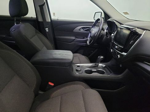 Used 2018 Chevrolet Traverse LT FWD image 21
