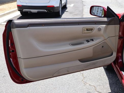 Used 2002 Toyota Solara SLE FWD image 8