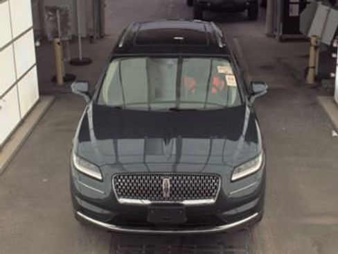 Used 2022 Lincoln Nautilus Reserve w/ Equipment Group 201A AWD/4WD image 2