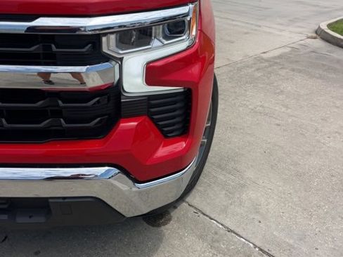 Used 2022 Chevrolet Silverado 1500 LT image 11