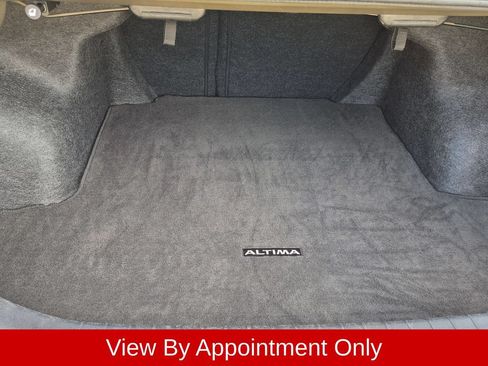 Used 2025 Nissan Altima 2.5 SV FWD image 29