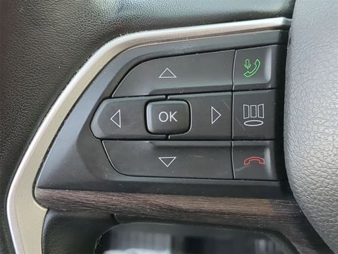 Certified 2022 Jeep Grand Cherokee L Limited image 25