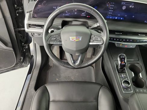Certified 2025 Cadillac XT4 Premium Luxury FWD image 16
