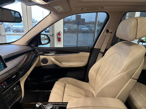 Used 2016 BMW X5 xDrive50i image 32