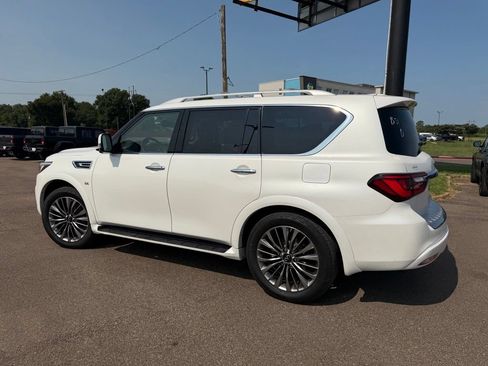 Used 2018 INFINITI QX80 2WD w/ Driver Assistance Package image 3