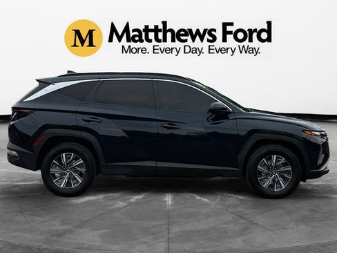 Used 2022 Hyundai Tucson Blue AWD/4WD image 6